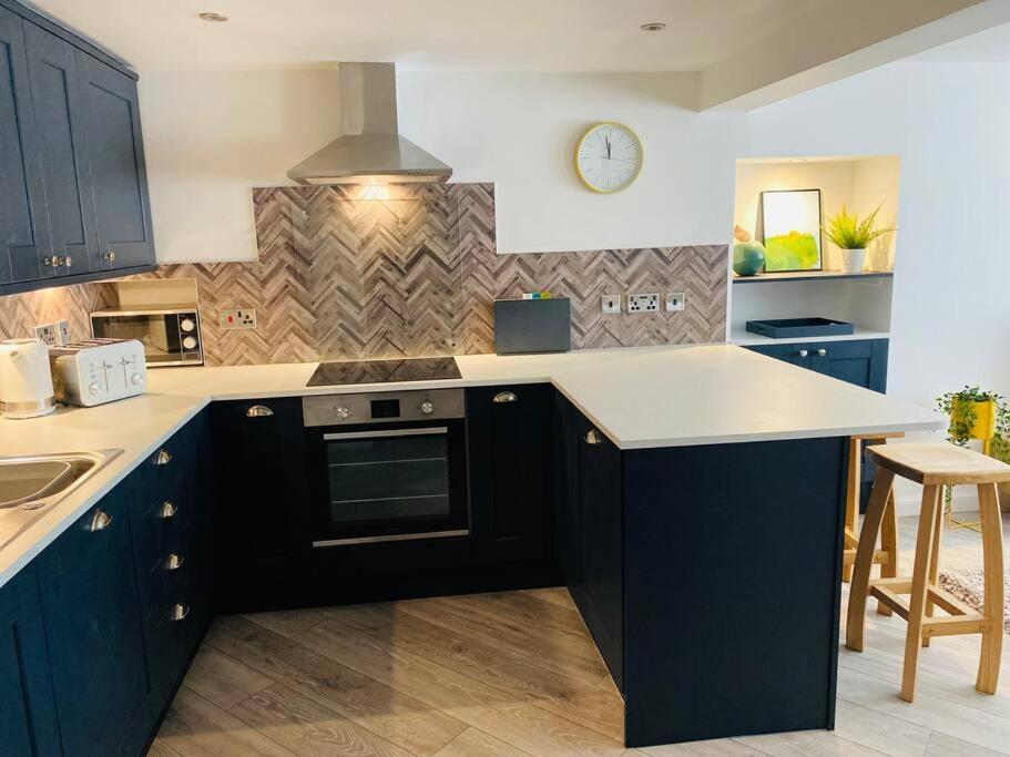 Sunnyside Apartment Стоунхевън Екстериор снимка